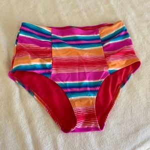 High waist bikini 👙 bottoms